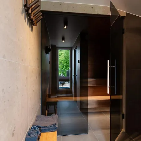 Апартаменти Jannseni Premium Penthouse I Sauna I Free Parking Пярну