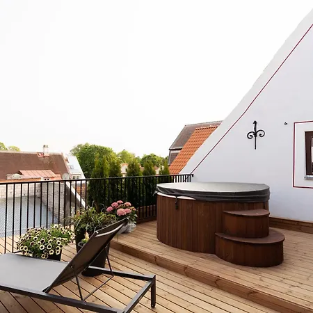 Jannseni Premium Penthouse I Sauna I Free Parking Parnu